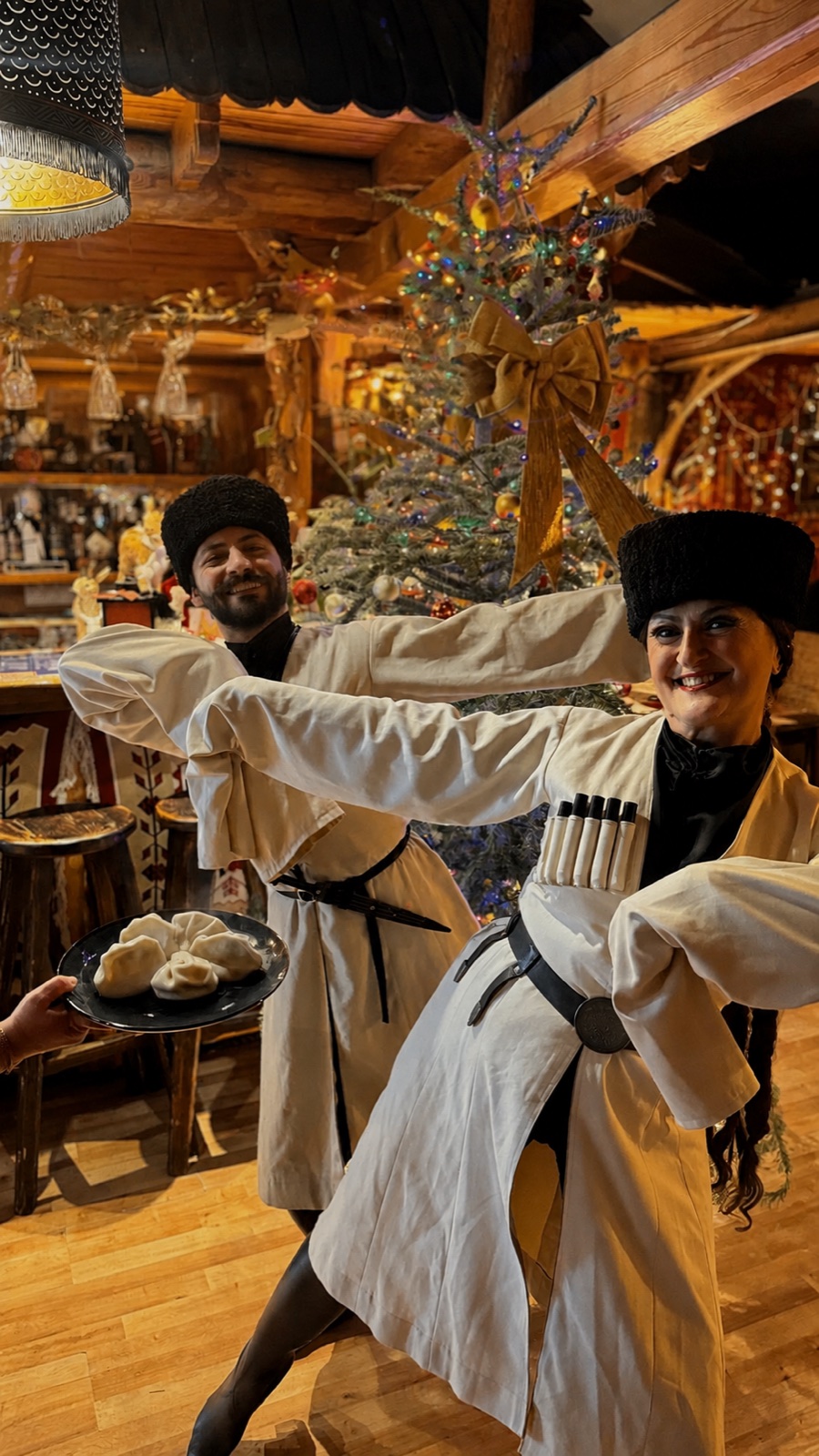 Gruziński taniec w restauracji